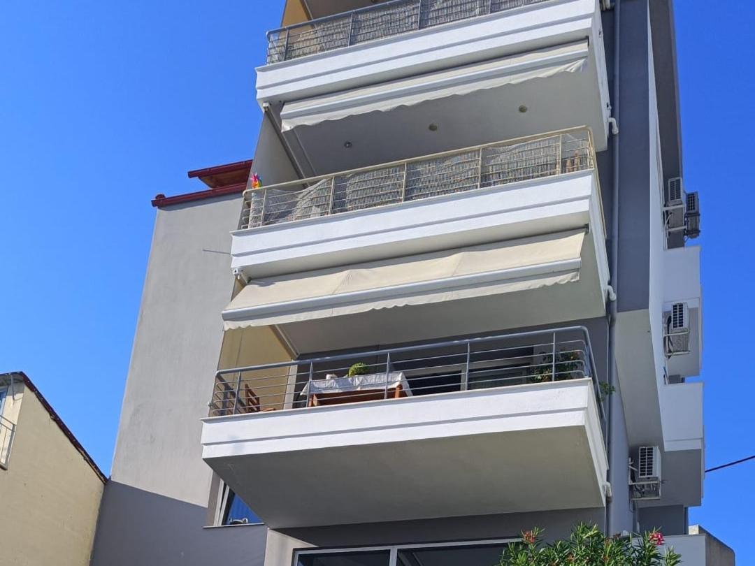 Urban 360 View Apartment カヴァラ エクステリア 写真